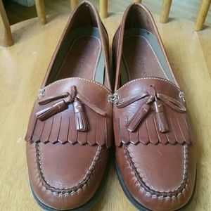 Bostonian  Brown leather Loafers